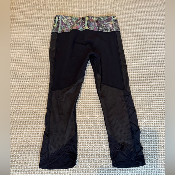 Lululemon reversible matching set - Picture 10 of 12